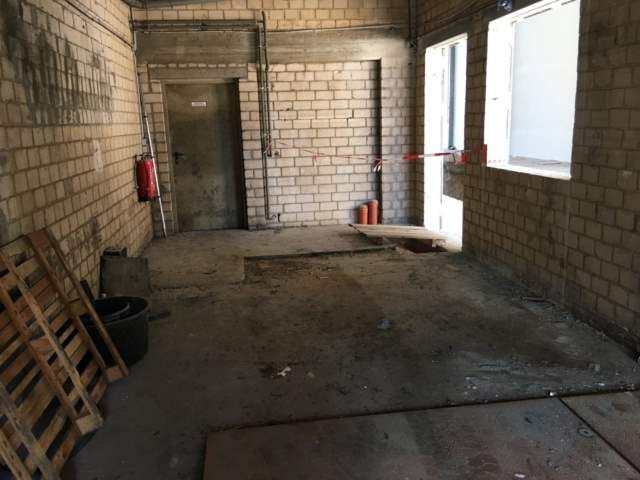 Umnutzung der großen Halle eines Speditionsunternehmens – Foto 13