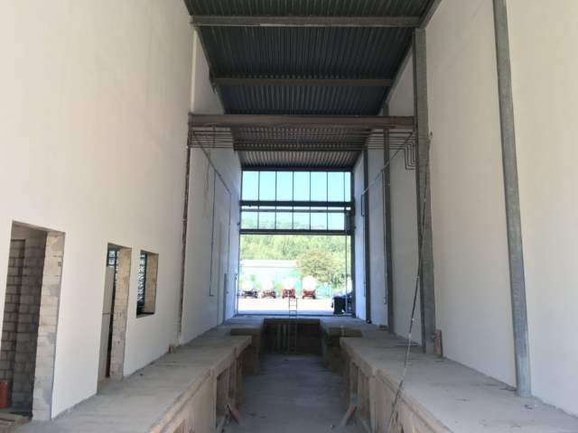 Umnutzung der großen Halle eines Speditionsunternehmens – Foto 14