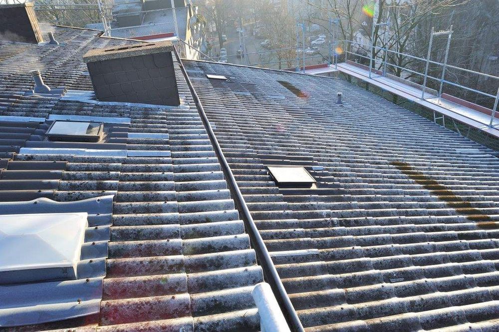 Asbestdachsanierung (Berliner Welle) gemäß TRGS 519 Schutzmaßnahmen – Foto 4