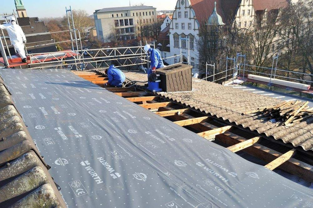 Asbestdachsanierung (Berliner Welle) gemäß TRGS 519 Schutzmaßnahmen – Foto 9