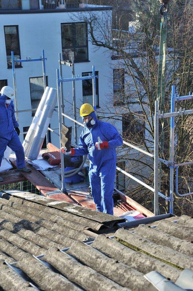 Asbestdachsanierung (Berliner Welle) gemäß TRGS 519 Schutzmaßnahmen – Foto 10